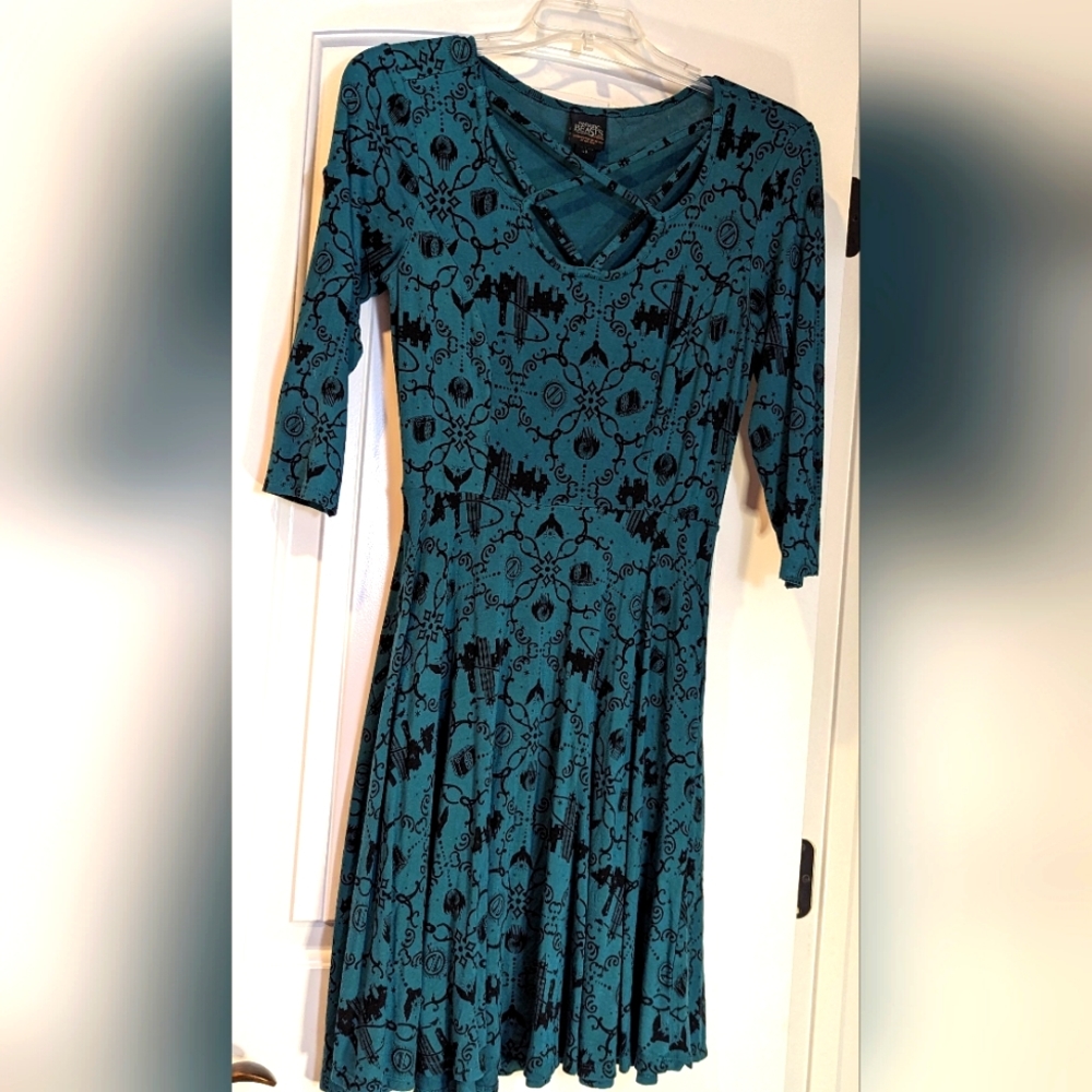 Hot Topic Limited Edition Fantastic Beasts Dress